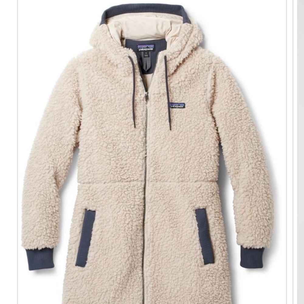 Patagonia Womens dusty messa parka size M